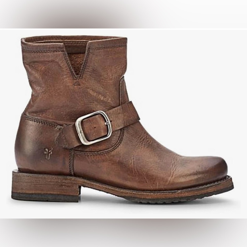 Frye Veronica Engineer Short Boot Chocolate Brown 8.5